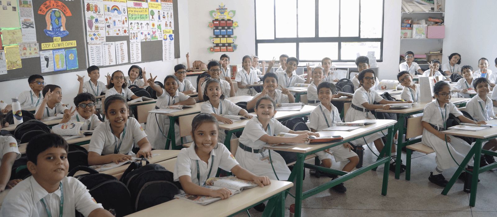 1755835211369_sliderimgiv_1